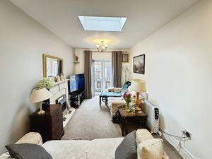 2nd Lounge- click for photo gallery